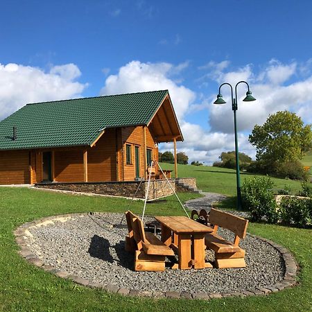Holzhaus Onkel Fritz Mit Sauna Und Whirlwanne Esch  Exteriör bild
