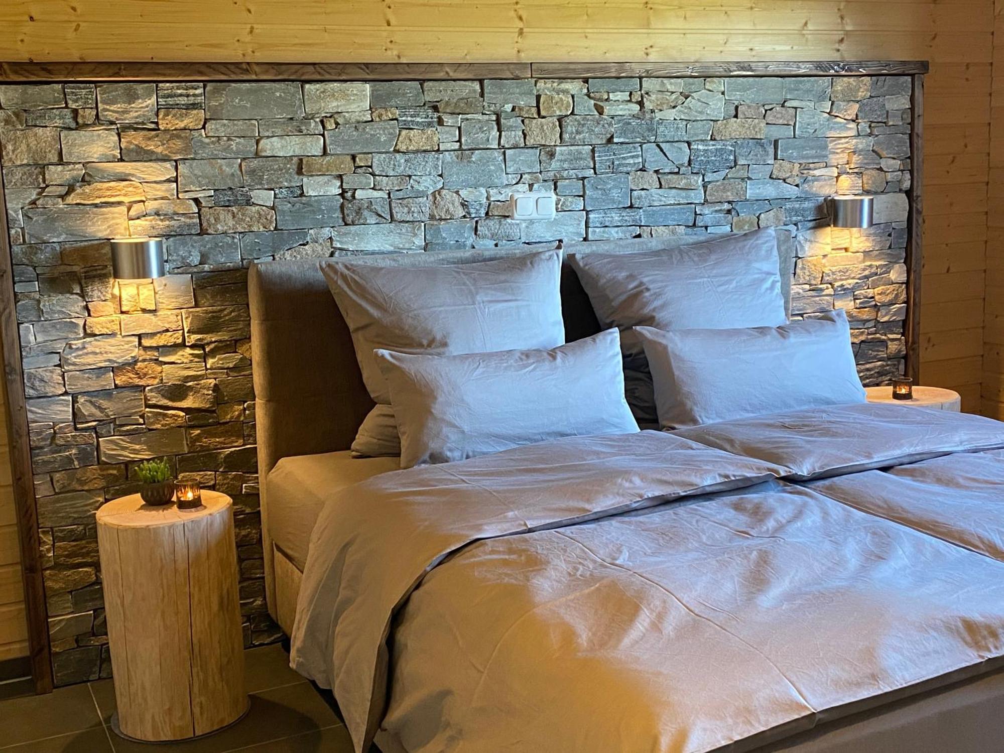 Holzhaus Onkel Fritz Mit Sauna Und Whirlwanne Esch  Exteriör bild